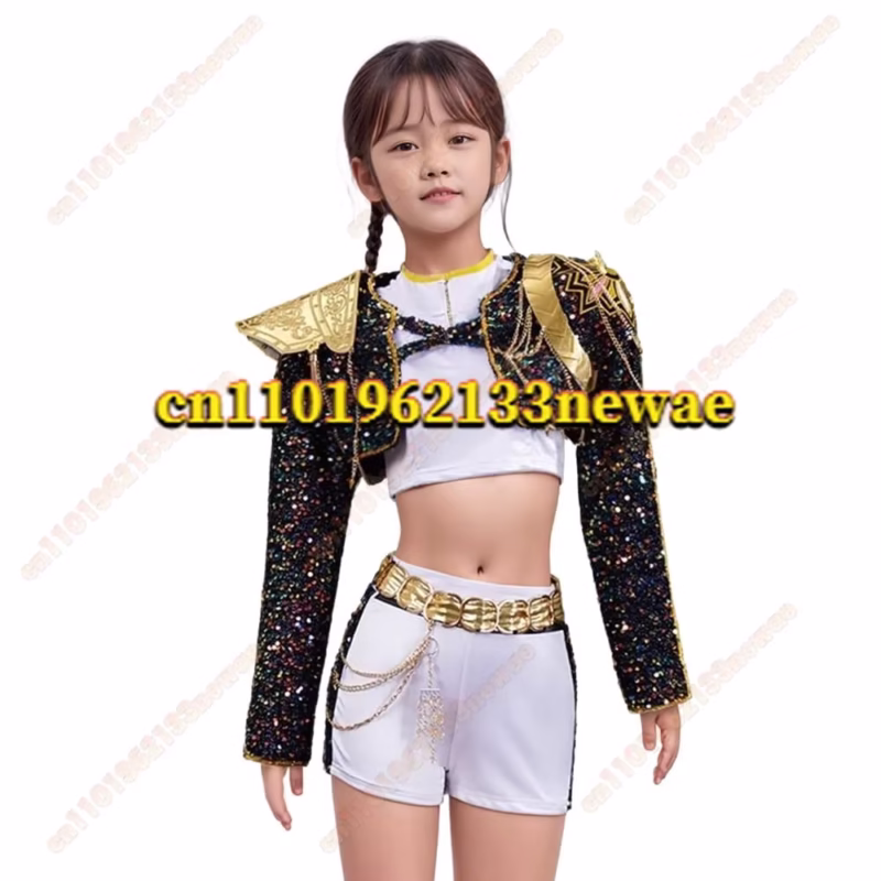 Step into the spotlight with the 2025 Adult & Kid K-Pop Rumi Cosplay Costume which includes the Kid Wig and the Demon Hunters Stage Clothes - Image 2